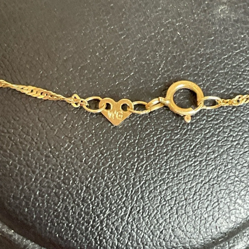 14k Yellow Gold Twisted Chain 14k Yellow Gold & Diamond Cross Pendant 19” Chain - Picture 6 of 8
